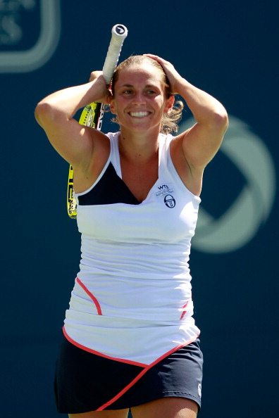 Tennis, Wta Toronto, Vinci superlativa, facile Schiavone. Stop Pennetta