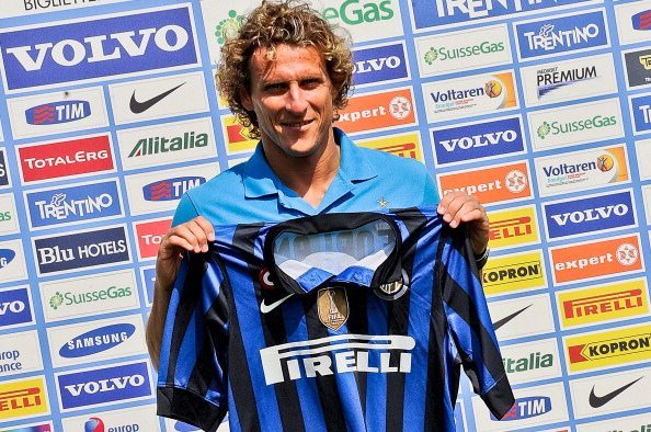 Inter, gaffe Forlan. Moratti furioso, torna Oriali?