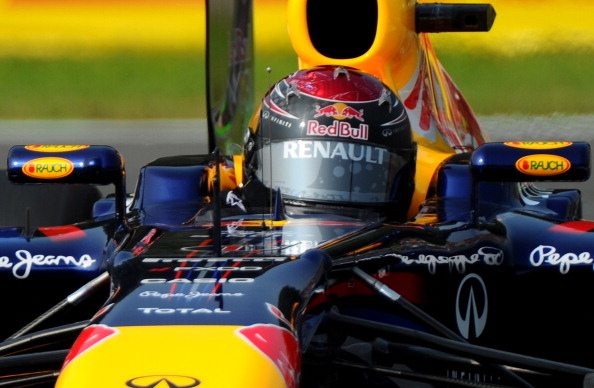 Vettel prenota la pole, Red Bull migliori nelle libere del sabato