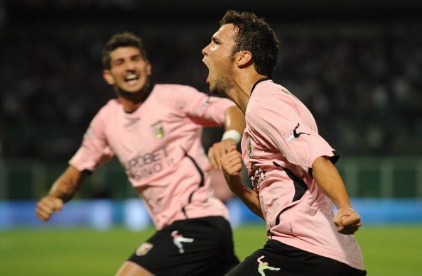 Palermo-Cagliari 3-2. Gol e spettacolo al Barbera