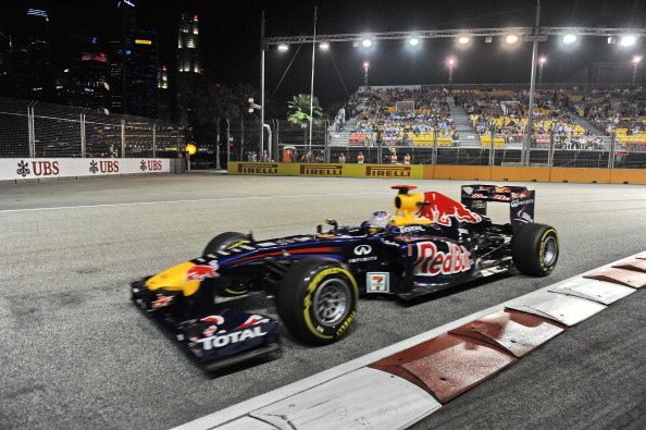 F1, duello Vettel-Hamilton nelle libere a Singapore
