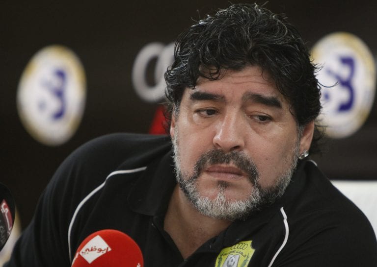 Maradona piange la madre. E’ morta “Dona Tota”
