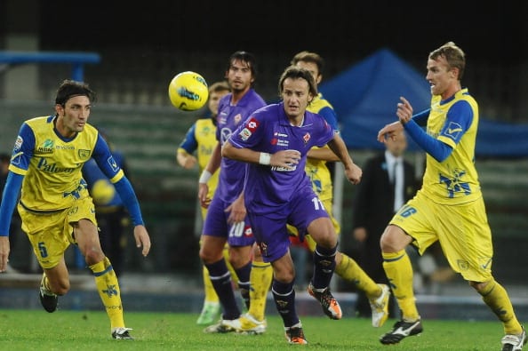 La Fiorentina cade con il Chievo, Mihajlovic al capolinea