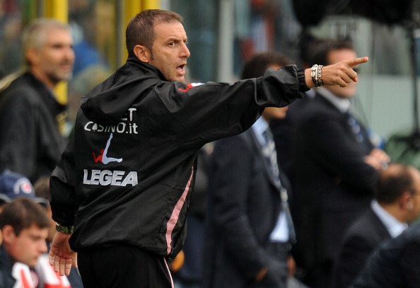 Parma-Palermo probabili formazioni. Emergenza attacco per Mangia