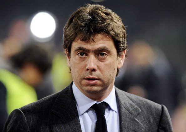 Agnelli contestato da ultrà Juve: “No al tavolo della pace”