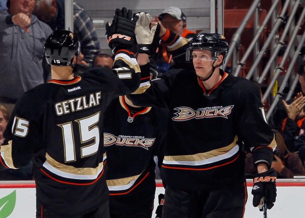 NHL, Pittsburgh risorge. Perry e Getzlaf guidano Anaheim ad Edmonton