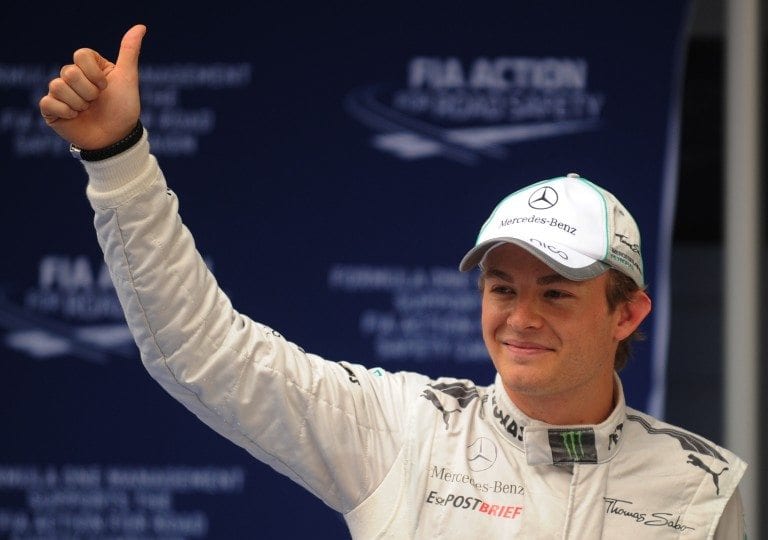 Rosberg in pole, Schumi 2°. Prima fila Mercedes, male Vettel