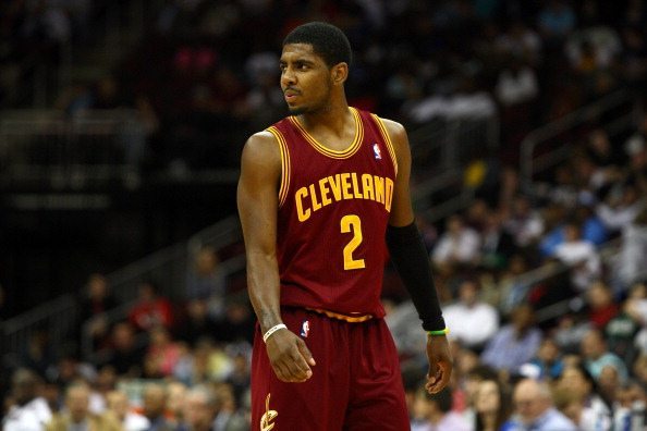 NBA, Kyrie Irving vince il premio di rookie dell’anno