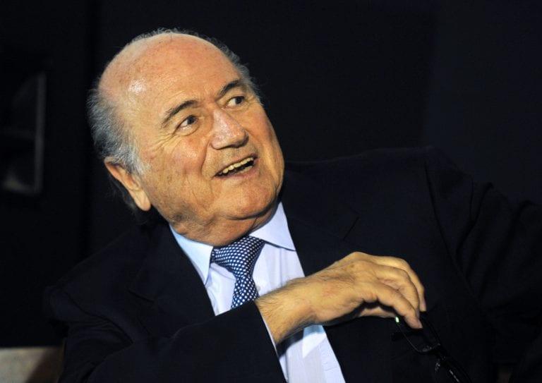 Blatter su Twitter riapre alla tecnologia contro gol fantasma