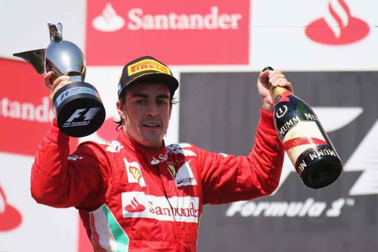 F1, impresa Alonso a Valencia. Schumi sul podio