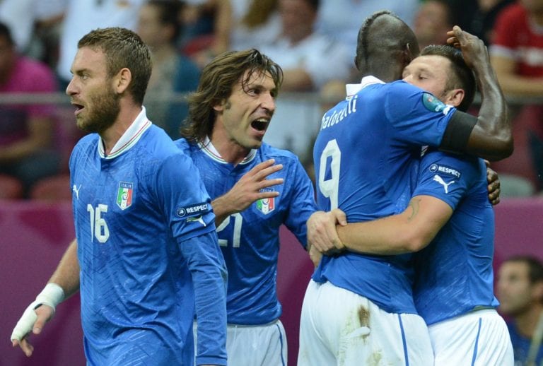Italia-Germania 2-1, la stampa estera esalta Balotelli “simply the chest”