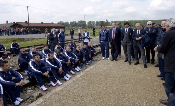 Italia in visita ad Auschwitz lacrime, emozioni e ricordi