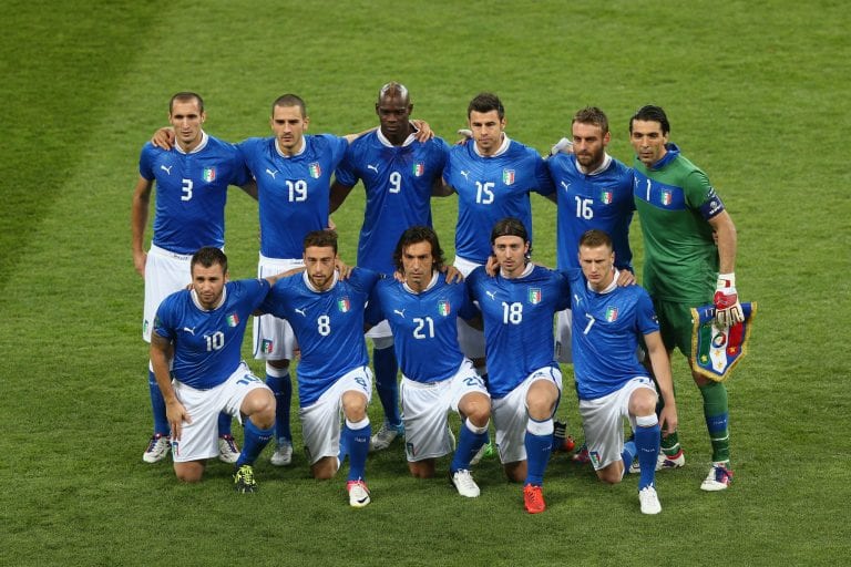 Ranking Fifa, l’Italia risale al sesto posto. Crollo Brasile