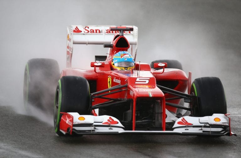 F1, Alonso in pole a Silverstone beffa Webber