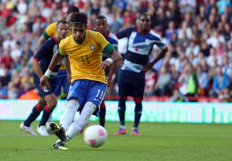 Brasile-Gran Bretagna 2-0, Neymar illumina i verdeoro