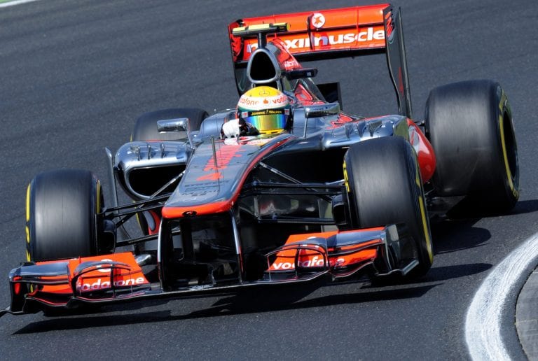 Pole di Hamilton all’Hungaroring. Alonso sesto