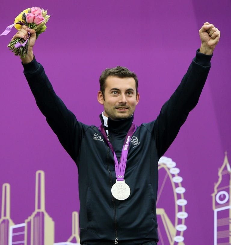 Luca Tesconi argento nella pistola. Prima medaglia olimpica per l’Italia