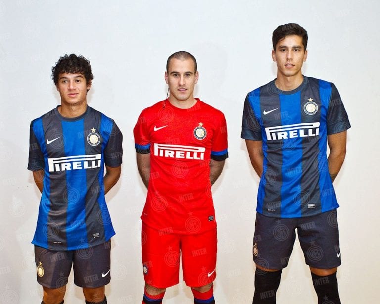 Inter, presentate le nuove maglie 2012-2013
