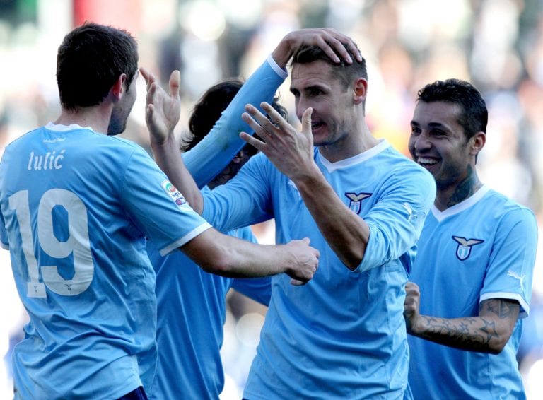 Hernanes e Klose i vecchi trascinano la nuova Lazio. Video