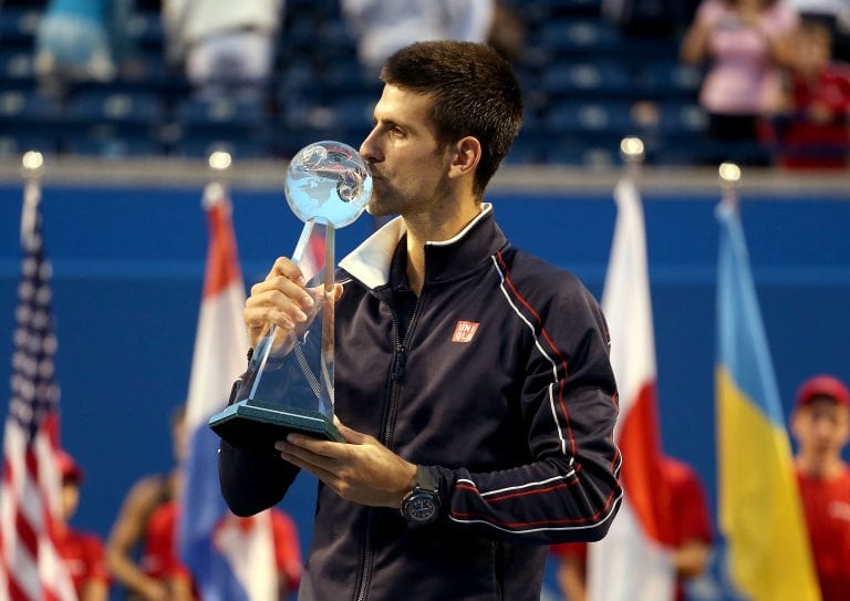 Djokovic trionfa a Toronto e avvicina Federer in classifica