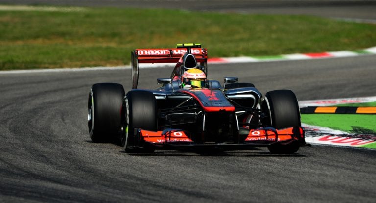 Hamilton in pole a Monza, ancora guai per Alonso