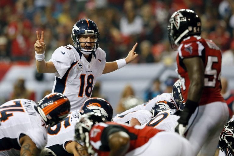 Atlanta batte Denver nel Monday Night NFL. Male Peyton Manning