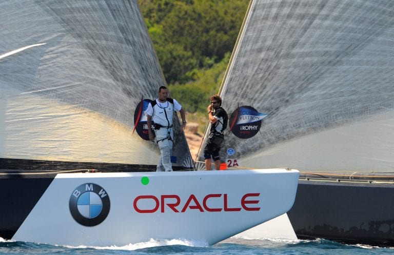 Vela, il team Oracle scuffia nella baia di San Francisco