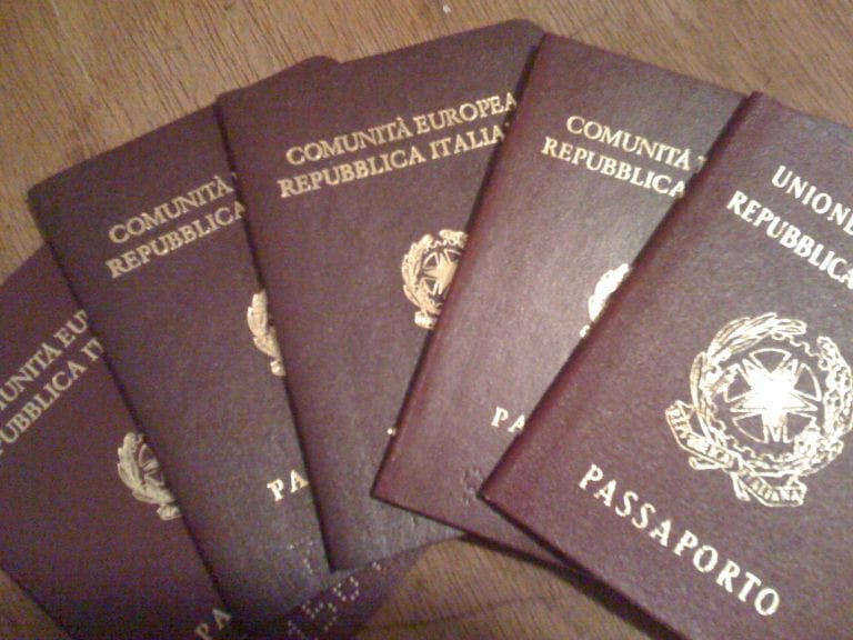 Passaporti falsi, nuovi indagati in serie A