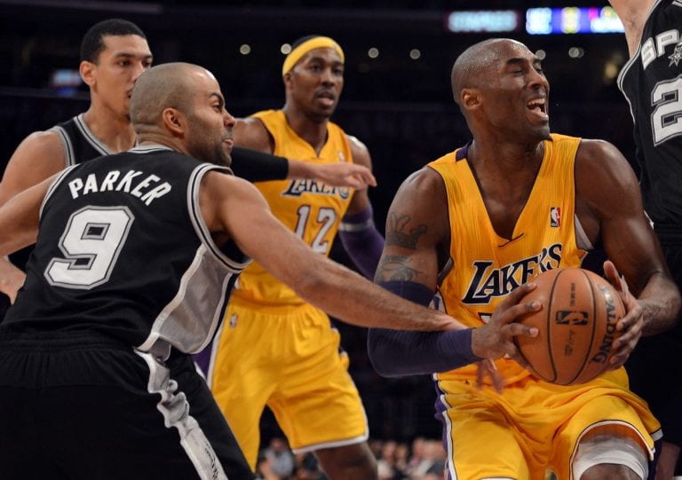 NBA, esordio amaro per D’Antoni. Lakers ko con gli Spurs