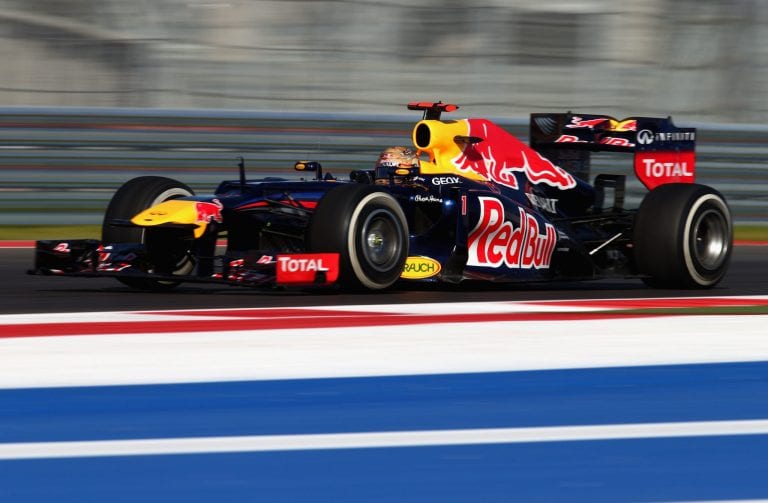 Vettel vola nelle libere in Texas