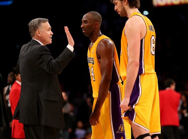 NBA, i Lakers battono i Brooklyn Nets. Toronto non basta Bargnani