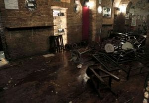 Raid di Campo de' Fiori, il pub devastato