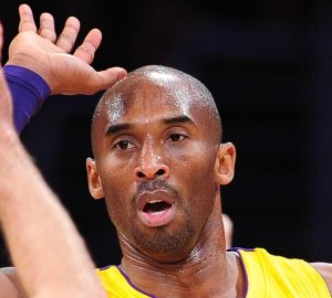 Kobe Bryant e i Lakers hanno iniziato la rimonta? | ©ROBYN BECK/AFP/Getty Images