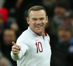 Rooney festeggia dopo la rete del vantaggio della sua Inghilterra | © Clive Brunskill/Staff / Getty Images