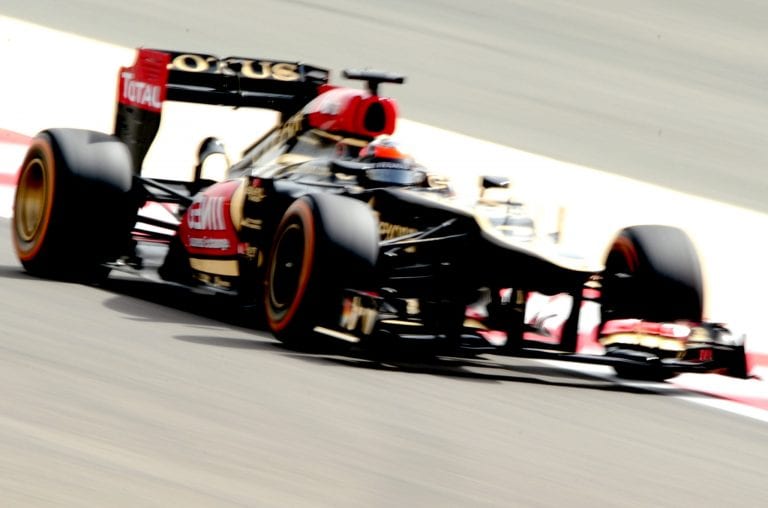 Raikkonen davanti nelle prime libere in Bahrain. Bene le Ferrari