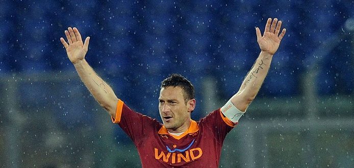 Totti da record in vetta alla classifica dei marcatori nel derby