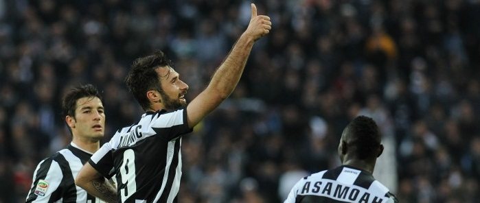 Juventus-Pescara 2-1, prima fatica poi è Vucinic show