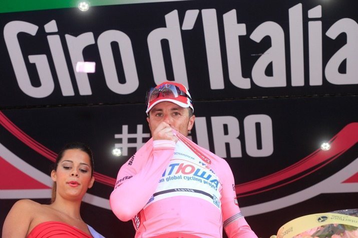 Giro d’Italia, Battaglin in volata. Paolini resta in rosa