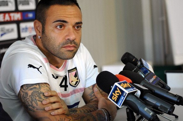 Indagato Fabrizio Miccoli, è bufera per le frasi offensive su Falcone