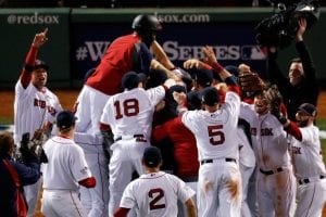 I Boston Red Sox esultano | © Jim Rogash / Getty Images