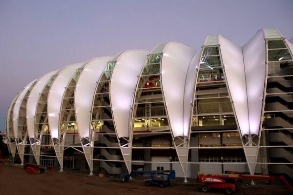 Brasil 2014: a Porto Alegre lo stadio non è a norma