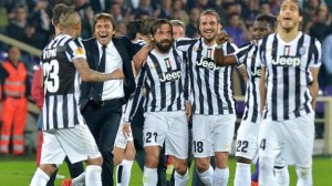 Festeggiamenti della Juventus dopo la vittoria sulla Fiorentina in Europa League | Foto Twitter / Il Pallonaro