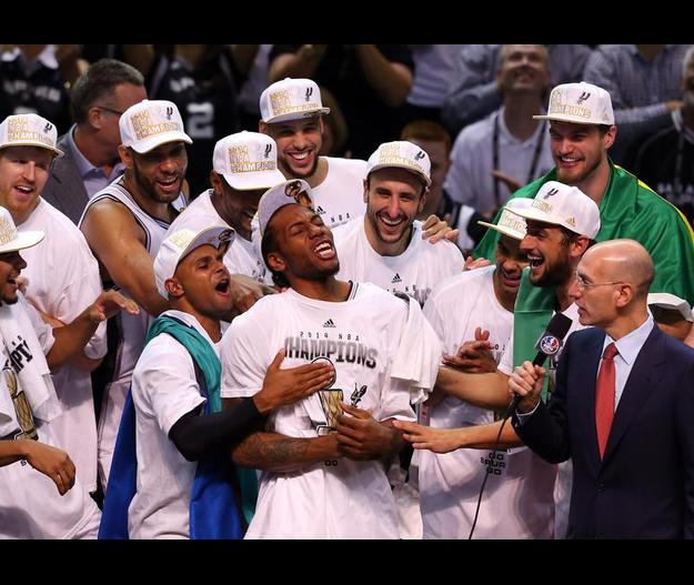 San Antonio Spurs campioni NBA, l’MVP Kawhi Leonard scaccia Lebron James e i Miami Heat
