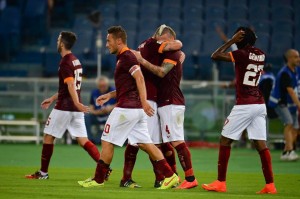 L'esultanza della Roma dopo il gol di Nainggolan, foto da Facebook / Il Pallonaro