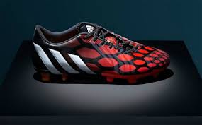 Adidas lancia Predator Instinct, la scarpa per i “predatori” in campo