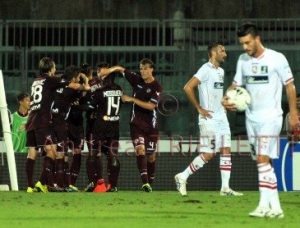 Esultanza dei giocatori del Livorno dopo la rete