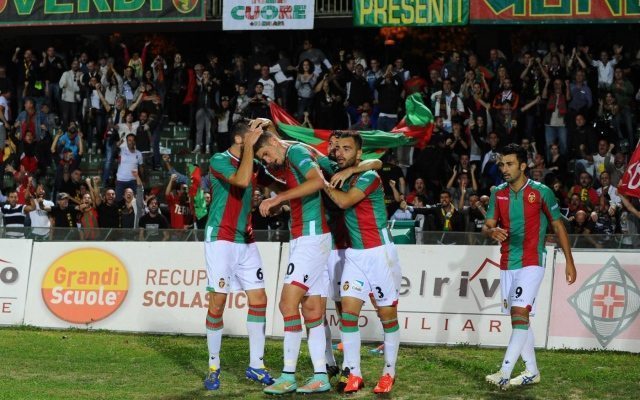 Ternana-Avellino 2-2. Rigore contestato