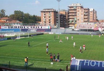 Serie B: il Carpi se ne va, cade il Bologna a Livorno