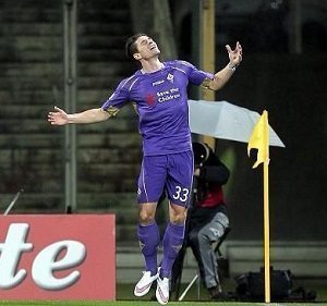 Tim Cup: Mario Gomez lancia la Fiorentina ai quarti