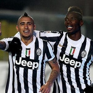 La Juventus sbanca il San Paolo, la Roma torna a -3